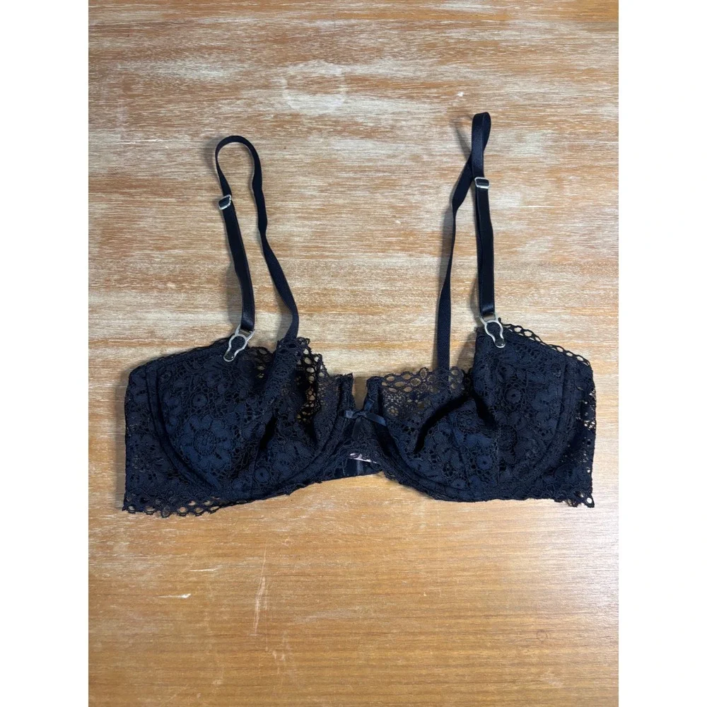 Victorias Secret Very Sexy Balconet Bra Black Floral Lace Unlined Underwire 36D